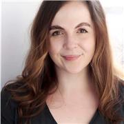 I’m Ceri, a bilingual Welsh and English Tutor.